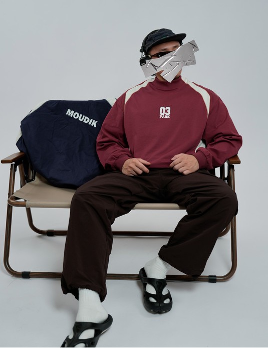 "MOUDIK" Collage Contrastin Coloer LS Tee